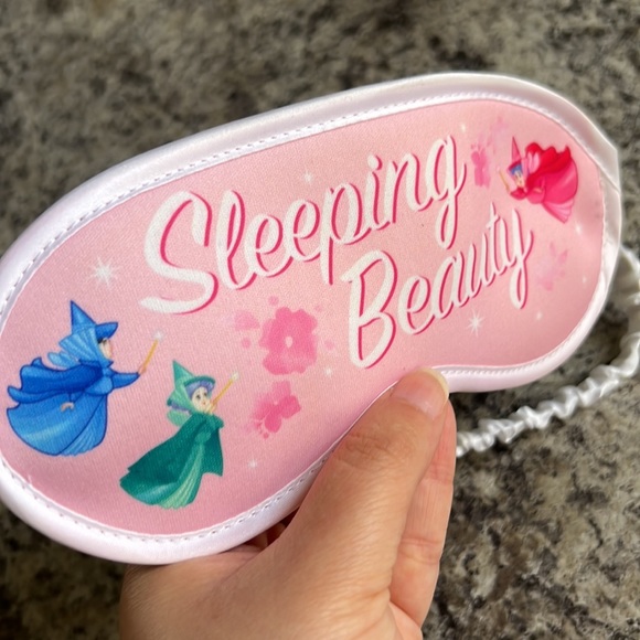 Disney Parks Sleeping Beauty Princess Aurora Reversible Sleeping Eye Mask - Picture 6 of 7